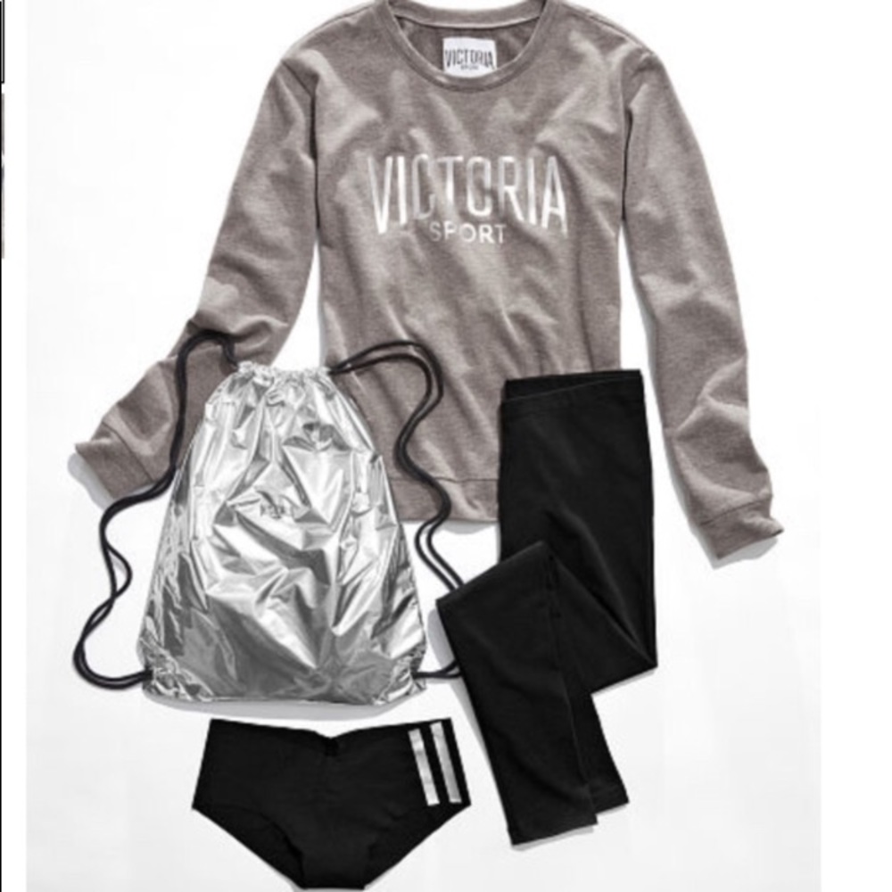 ✨NWT - VS Sport Set✨
